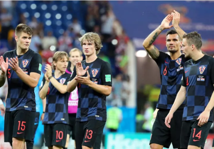 La selección de Croacia festeja su victoria sobre Islandia. Foto:EFE