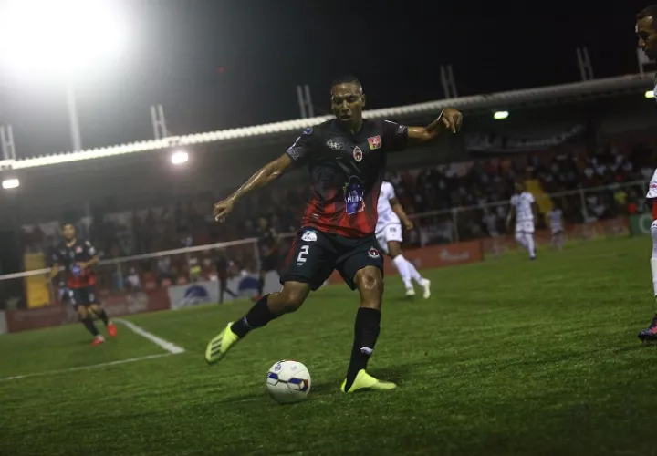 Luis Mendoza, defensor del Sporting San Miguelito. /Foto: Anayansi Gamez