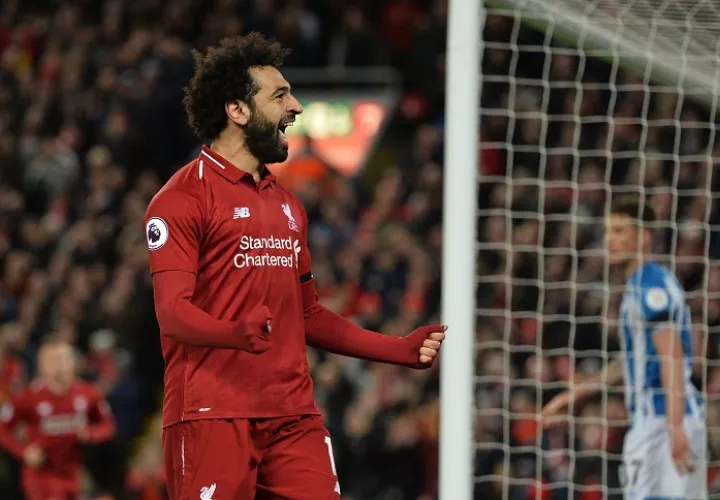 Mohamed Salah celebra su anotación ante el Hudersfield. Foto: EFE