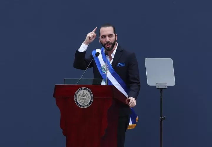 En la imagen, el presidente salvadoreño Nayib Bukele. EFE/Archivo