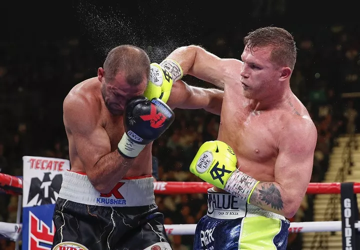 Canelo noqueó a Kovalev y se adueñó del título semipesado. Foto: AP