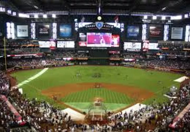 El Chase Field se podría usar para varios partidos diarios de las Grandes Ligas. 