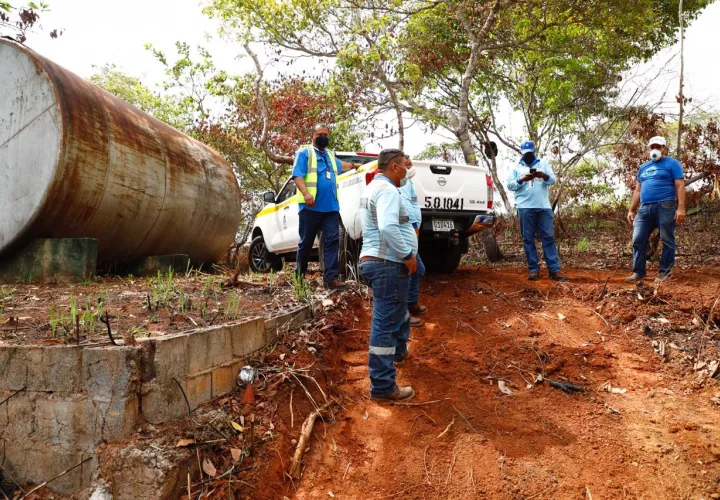  El desabastecimiento de agua es en parte a causa de tanques de reserva fuera de uso y mantenimiento