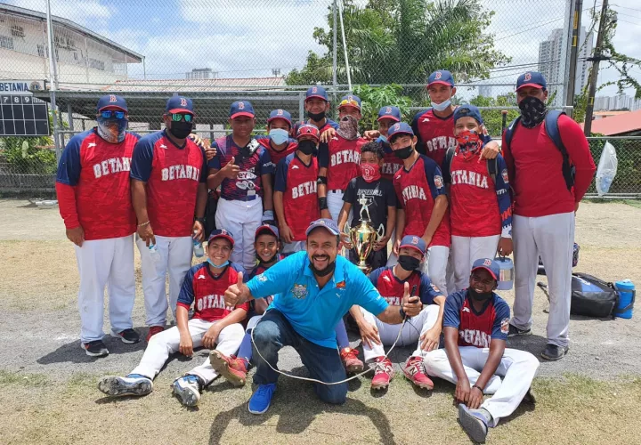 El equipo campeón de Betania. /Cortesía 