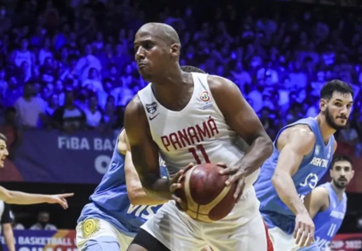 Ernesto Oglivie, integrante de la selección de baloncesto de Panamá. 