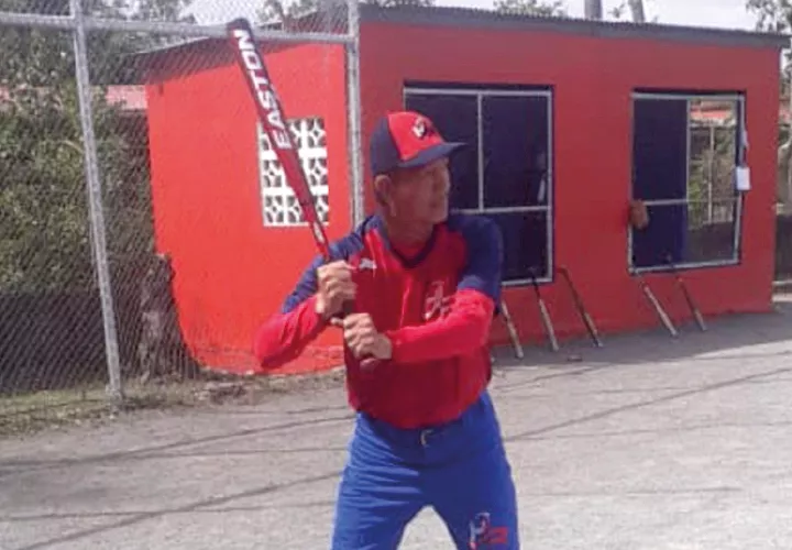 La liga de softbol se jugará en el complejo deportivo de Los Almendros. Foto: Archivo