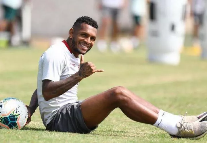 Jugador de la Selección de Fútbol de Panamá, Alberto &quot;Negrito&quot; Quintero.