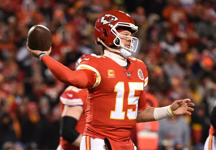 Patrick Mahomes, quarterback de los Kansas City Chiefs. Foto EFE