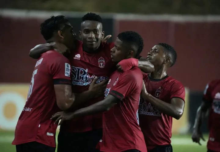 El Sporting de San Miguelito venció el pasado sábado a Plaza Amador 4-2. Foto: Sporting de San Miguelito