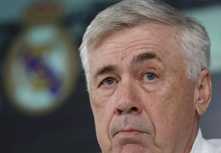 Carlo Ancelotti ofrece una rueda de prensa. /EFE