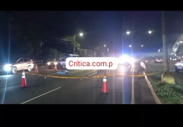 Escena del fatal accidente de  tránsito en Las 500, San Miguelito. (Foto-Video: Alexander Santamaría)