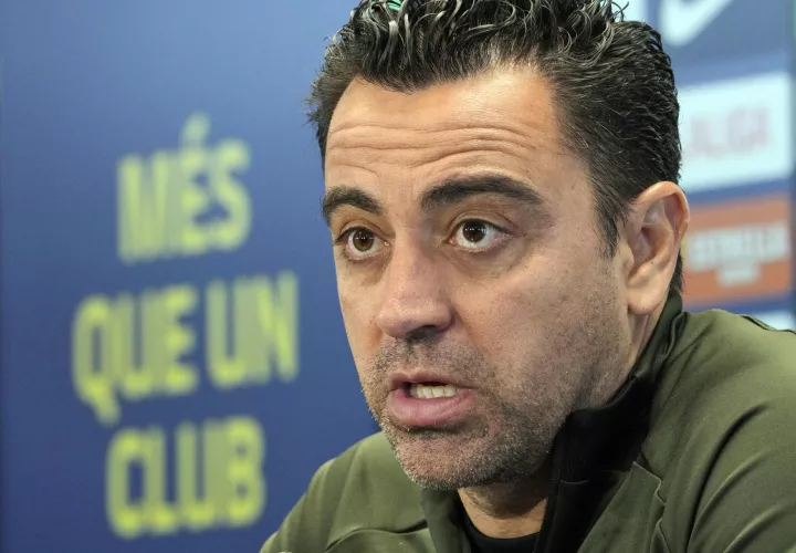  Xavi Hernández es echado del FC Barcelona. /Foto: EFE