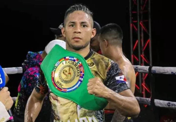 William Vargas es el campeón Fecarbox superpluma (cetro regional del CMB). Foto: Cortesía