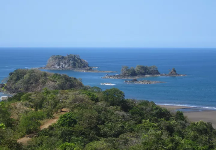 Vista al mar desde una de las lujosas residencias.