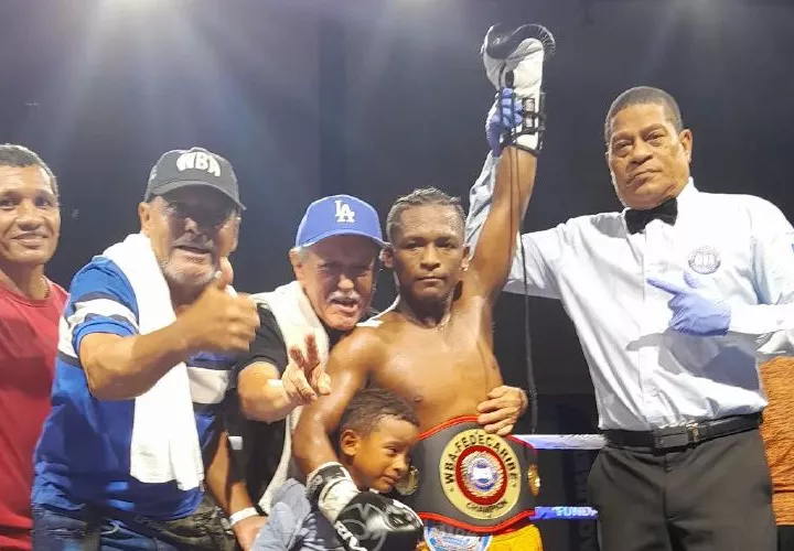 Leroy Estrada ganó por nocaut técnico en su última pelea realizada en una función de Promociones y Eventos del Istmo. Foto: Promociones y Eventos del Istmo